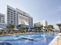 RIU_Dubai_Front_dubaiguide